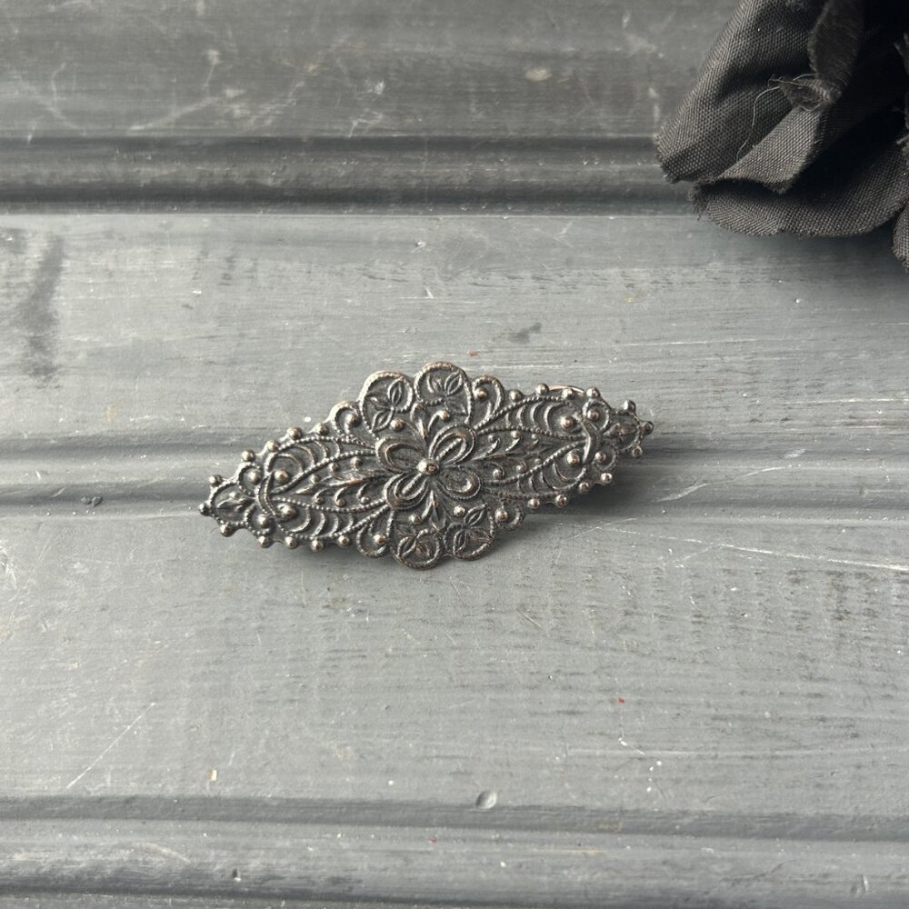 Ornate Pin - Picture 2 of 8